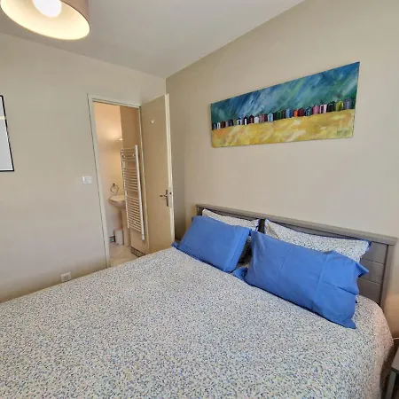 Avec Piscine, Tennis & Balcon, Centre-ville Chatelaillon-plage, 6 Pers, 2 Ch - Fr-1-706-17 شقة