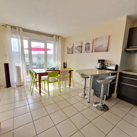 Avec Piscine, Tennis & Balcon, Centre-ville Chatelaillon-plage, 6 Pers, 2 Ch - Fr-1-706-17 沙特拉永普拉日