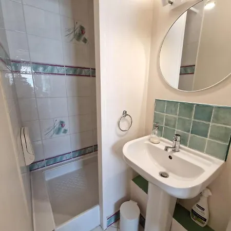 Avec Piscine, Tennis & Balcon, Centre-ville Chatelaillon-plage, 6 Pers, 2 Ch - Fr-1-706-17 * 沙特拉永普拉日